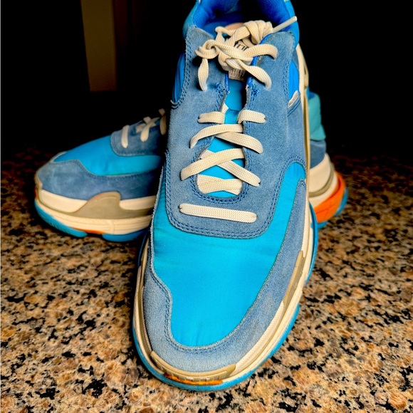 Balenciaga - Picture 4 of 4